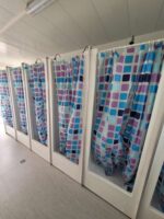 Conteneur de douche 6,00 x 2,43m avec 6 douches – Image 9