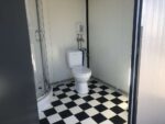 Conteneur sanitaire avec douche 2x2M – Image 12