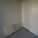 Container bureau /6x3 mètres avec fenêtres sur le côté long droit – Image 5