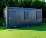 Container bureau /6x3 mètres avec fenêtres sur le côté long droit