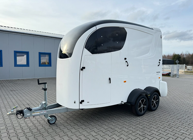 476576_5165a1f7eb534fd0ad2a61cf3ab34c72mv2.png Remorque Humbaur Maximus 2700 – Image 1