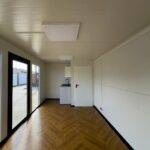 Conteneur Maison Bureau 6×3 mètres modèle Stockholm avec sanitaires et cuisine – Image 7