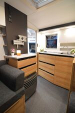 Wohnwagen Adria Action 361 LH Plus – Bild 6