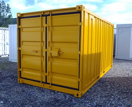 9ac816_c0bc01a415f54ce99aaacaad3a6dd7efmv2.webp Container 15' pieds jaune – Image 1