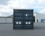 Conteneur 15 pied avec installation électrique,grilles d'aération et verrou clef – Image 14