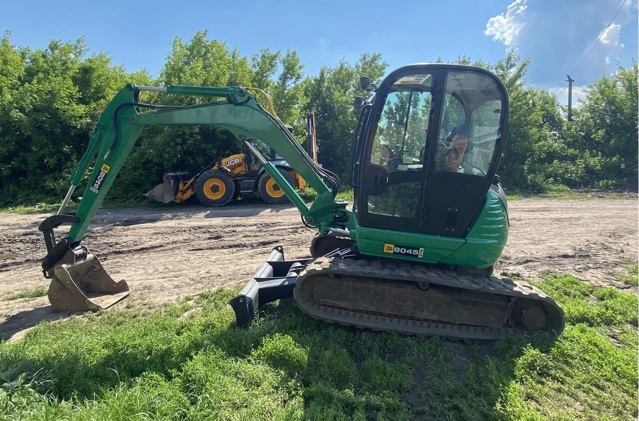 H1.webp JCB 8045 STS, 2007 + 3 GODETS – Image 1