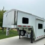 Remorques 3 chevaux LQ  Featherlite 2023