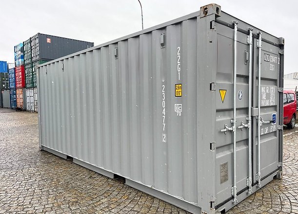 b8f0f1_b2ae058f49224ba3942ecd423766ca31_mv2.jpg Conteneur Tridoor 6 m (20 pieds) – 3 portes – Image 1