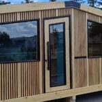 Sauna en bois de 11 m² avec espace de repos