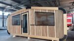 Sauna en bois de 11 m² avec espace de repos – Image 9